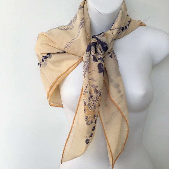 Olga Greco Square Scarf Beige Blue Floral Hand Rol - Picture 2 of 7